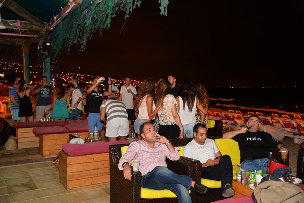 Clubbing Night at Edde Sands